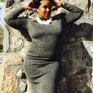 Cold shoulder midi dress